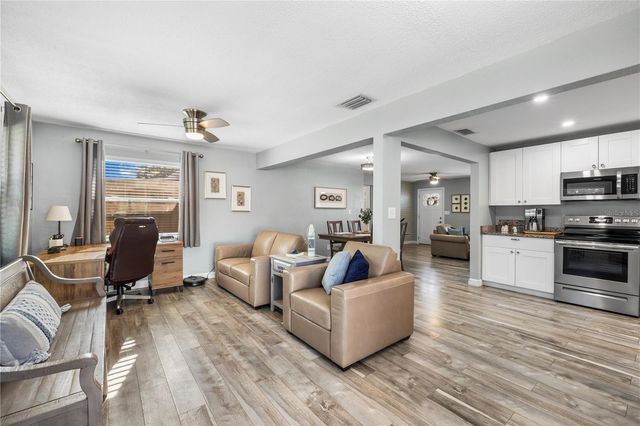 11781 68TH AVENUE, Seminole, FL 33772