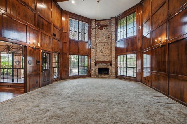 15235 Rainhollow Drive, Houston, TX 77070