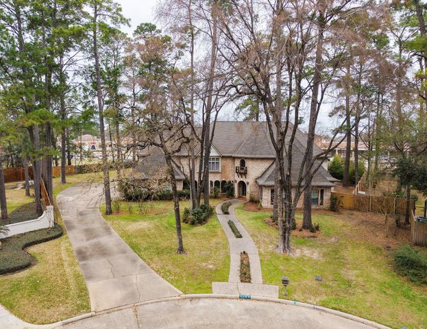 15235 Rainhollow Drive, Houston, TX 77070