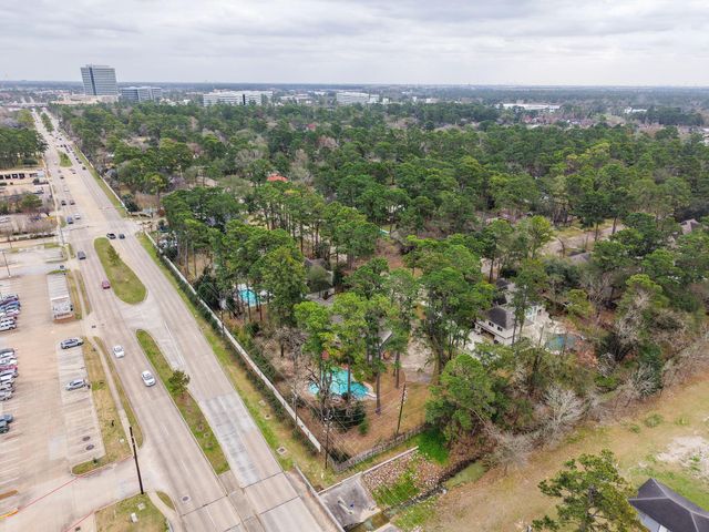 15235 Rainhollow Drive, Houston, TX 77070