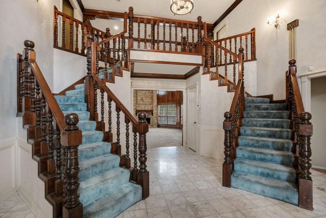 15235 Rainhollow Drive, Houston, TX 77070