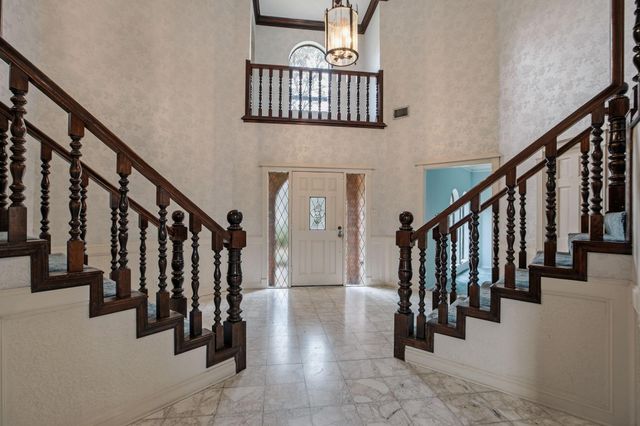 15235 Rainhollow Drive, Houston, TX 77070