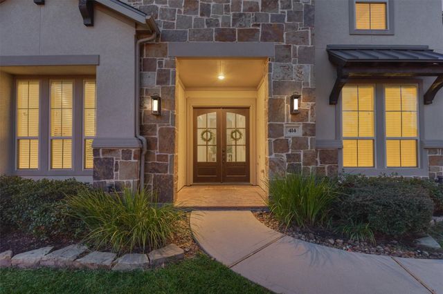 414 Mill Creek Road, Pinehurst, TX 77362