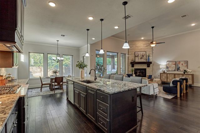 414 Mill Creek Road, Pinehurst, TX 77362