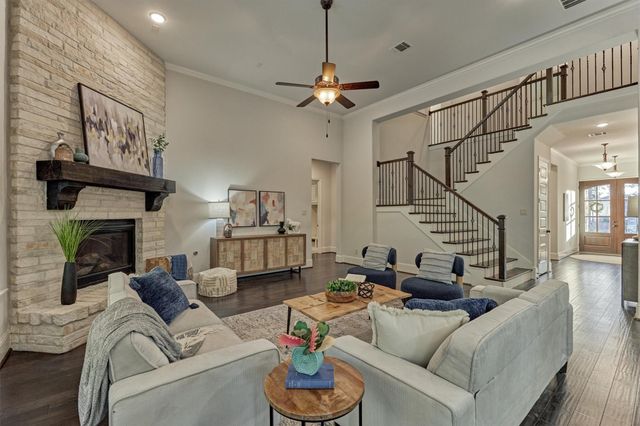414 Mill Creek Road, Pinehurst, TX 77362