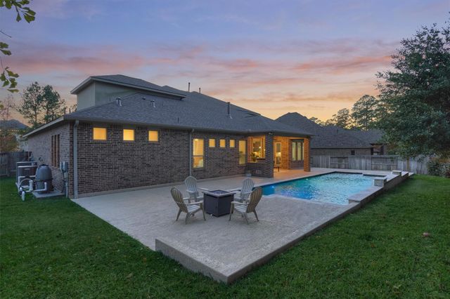 414 Mill Creek Road, Pinehurst, TX 77362