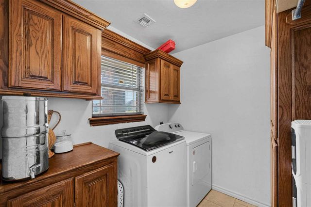 11217 NE Jere Layne, Elgin, OK 73538