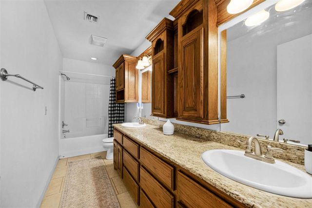 11217 NE Jere Layne, Elgin, OK 73538