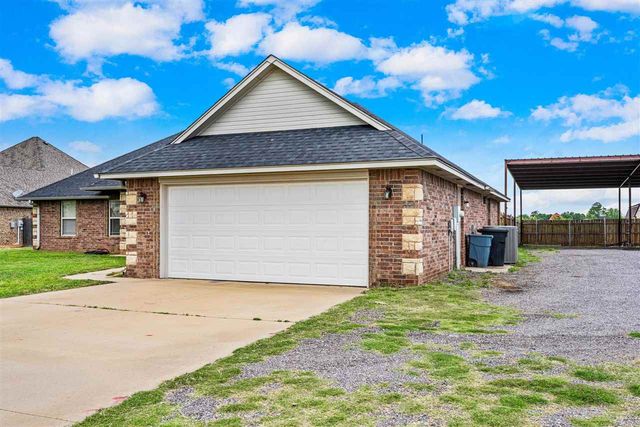 11217 NE Jere Layne, Elgin, OK 73538