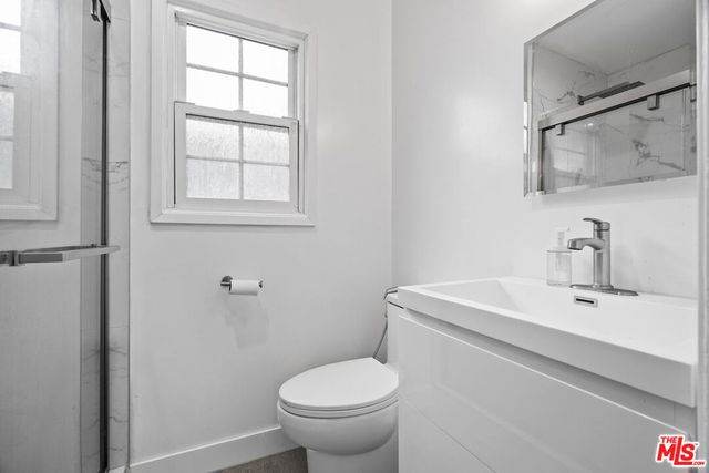 14346 Killion Street, Sherman Oaks, CA 91401