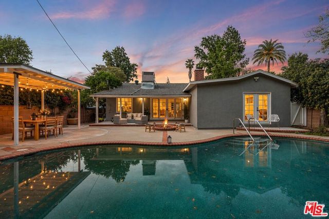14346 Killion Street, Sherman Oaks, CA 91401