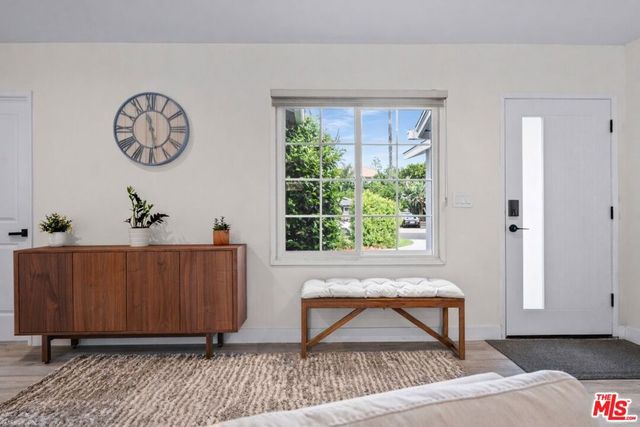 14346 Killion Street, Sherman Oaks, CA 91401