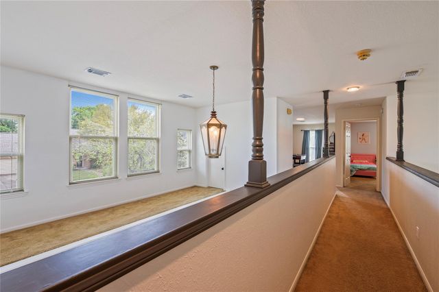 1407 W Castlewood Avenue, Friendswood, TX 77546