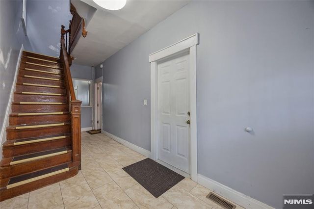 196 Windsor Street, Kearny, NJ 07032