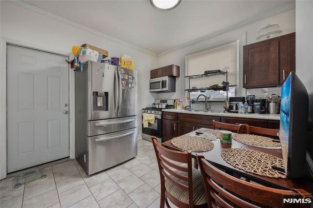 196 Windsor Street, Kearny, NJ 07032