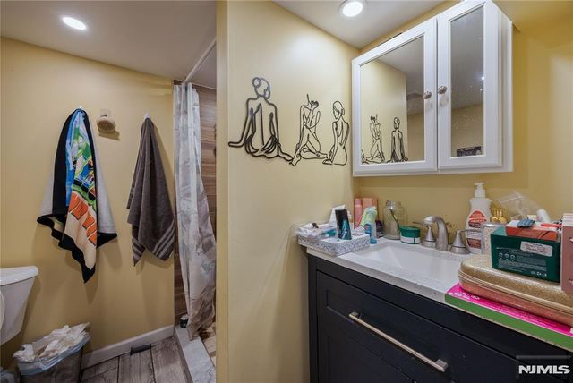 196 Windsor Street, Kearny, NJ 07032