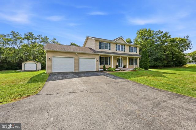 128 SUNFLOWER DR, Kearneysville, WV 25430