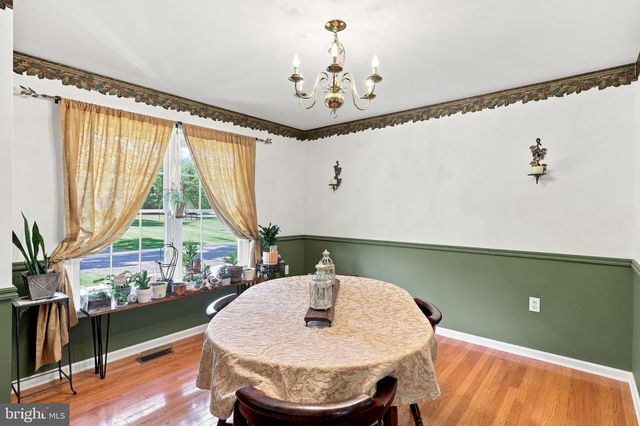 128 SUNFLOWER DR, Kearneysville, WV 25430