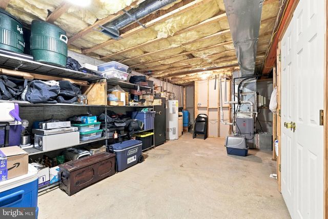 128 SUNFLOWER DR, Kearneysville, WV 25430