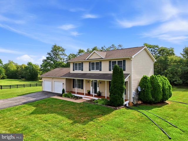 128 SUNFLOWER DR, Kearneysville, WV 25430