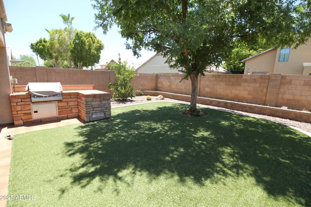 5437 W BLUEFIELD Avenue, Glendale, AZ 85308