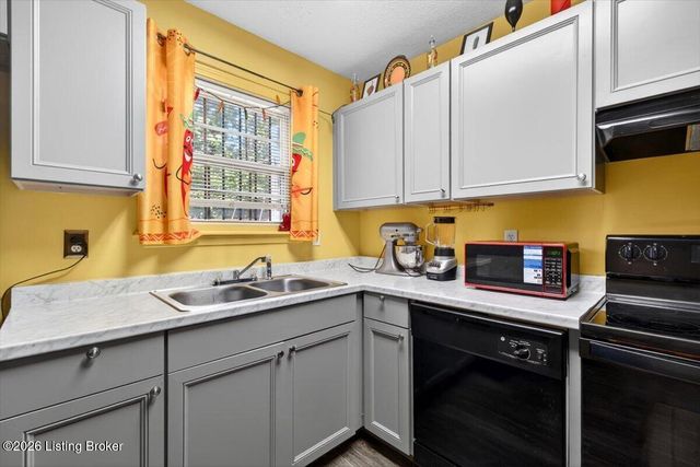 2217 Woodland Ave, Louisville, KY 40210