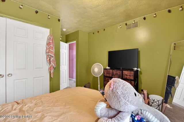 2217 Woodland Ave, Louisville, KY 40210