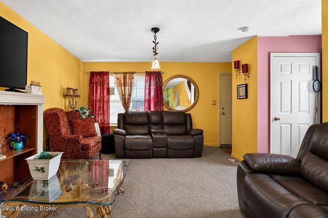 2217 Woodland Ave, Louisville, KY 40210