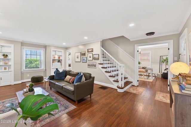 2332 Brighton Dr, Louisville, KY 40205