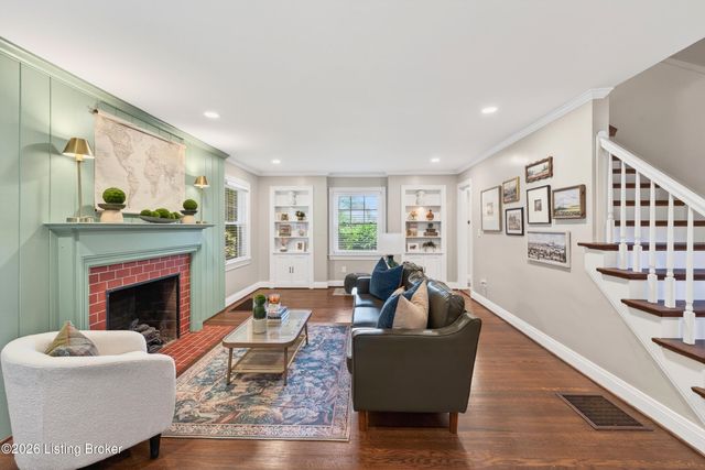 2332 Brighton Dr, Louisville, KY 40205