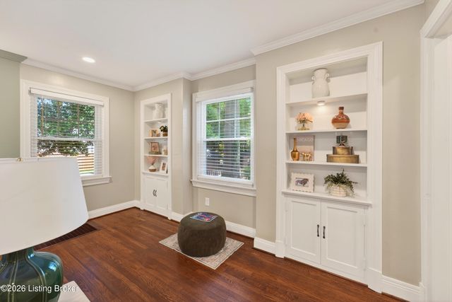2332 Brighton Dr, Louisville, KY 40205