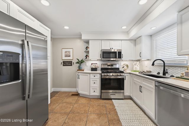 2332 Brighton Dr, Louisville, KY 40205