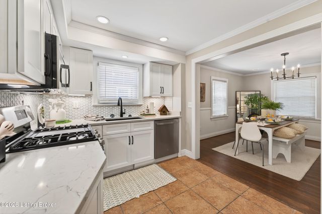2332 Brighton Dr, Louisville, KY 40205