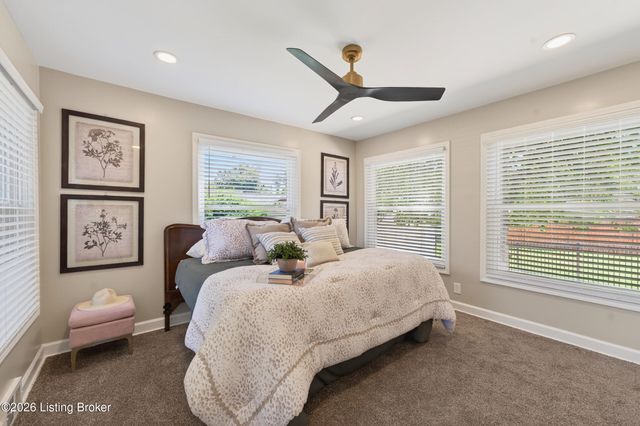 2332 Brighton Dr, Louisville, KY 40205
