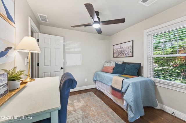 2332 Brighton Dr, Louisville, KY 40205