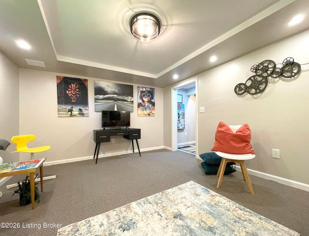 2332 Brighton Dr, Louisville, KY 40205