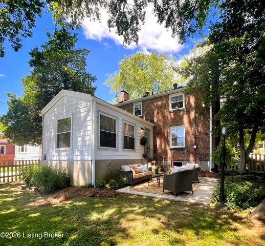2332 Brighton Dr, Louisville, KY 40205