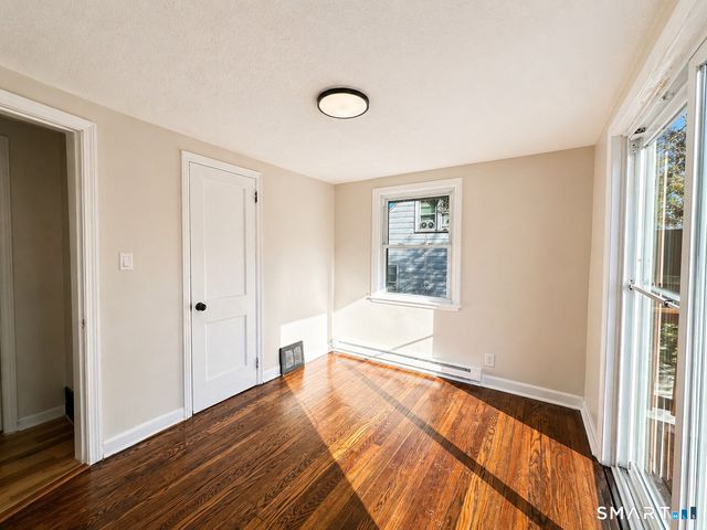 6 Peach Street, Waterbury, CT 06708