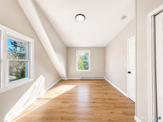 6 Peach Street, Waterbury, CT 06708