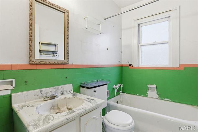 717 Yale Avenue, Webster Groves, MO 63119