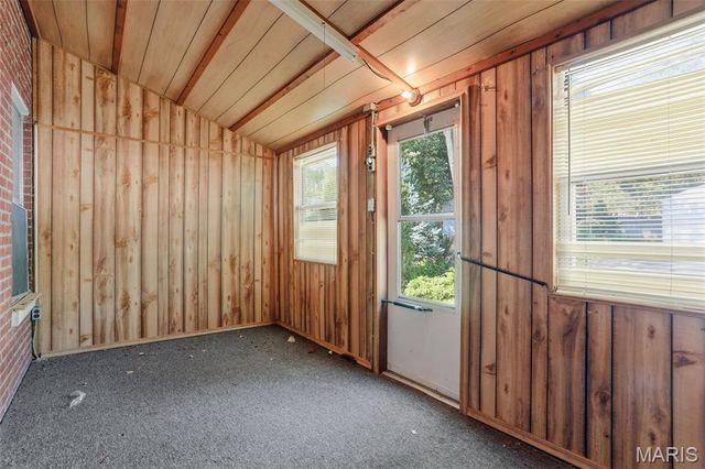 717 Yale Avenue, Webster Groves, MO 63119