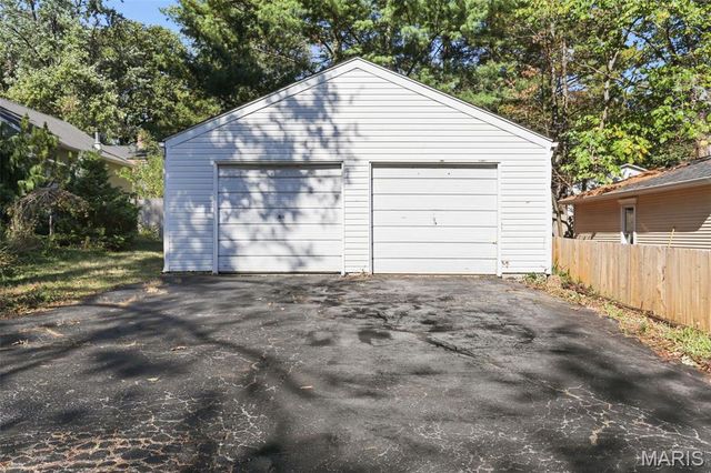 717 Yale Avenue, Webster Groves, MO 63119