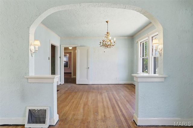 717 Yale Avenue, Webster Groves, MO 63119