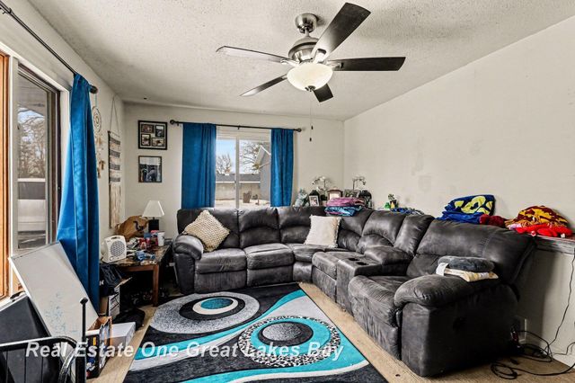 2216 Allison Street, Buena Vista Twp, MI 48601