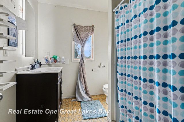 2216 Allison Street, Buena Vista Twp, MI 48601