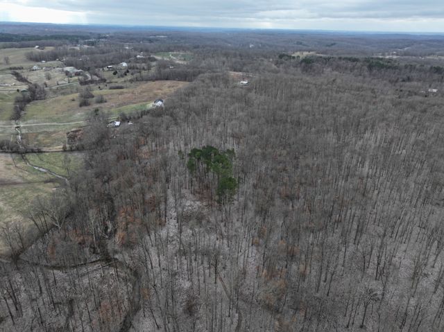 6072 New Highway 7, Santa Fe, TN 38482