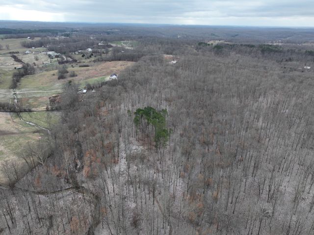 6072 New Highway 7, Santa Fe, TN 38482