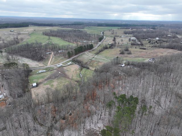 6072 New Highway 7, Santa Fe, TN 38482