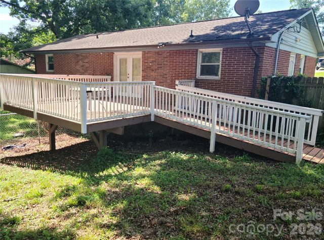 2230 Kenwood Drive, Kannapolis, NC 28081