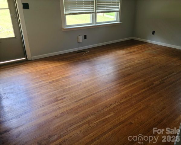 2230 Kenwood Drive, Kannapolis, NC 28081